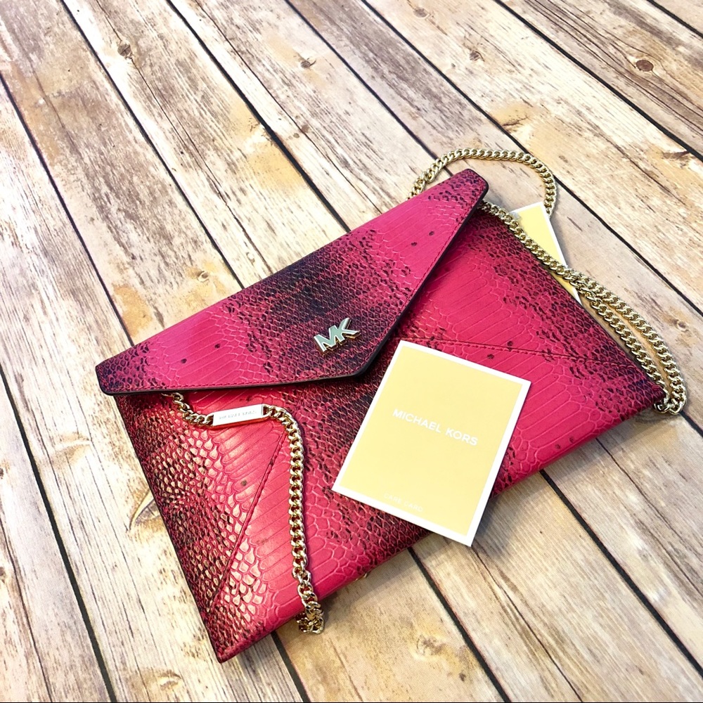 ✨SALE✨ Ultra Pink Medium Snakeskin Envelope Clutch
